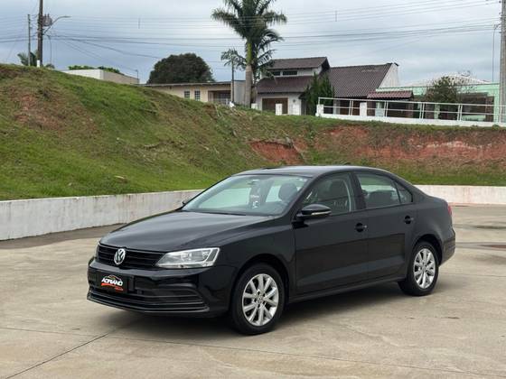 VOLKSWAGEN JETTA 1.4 16V TSI TRENDLINE GASOLINA 4P TIPTRONIC VOLKSWAGEN JETTA 1.4 16V TSI TRENDLINE GASOLINA 4P TIPTRONIC